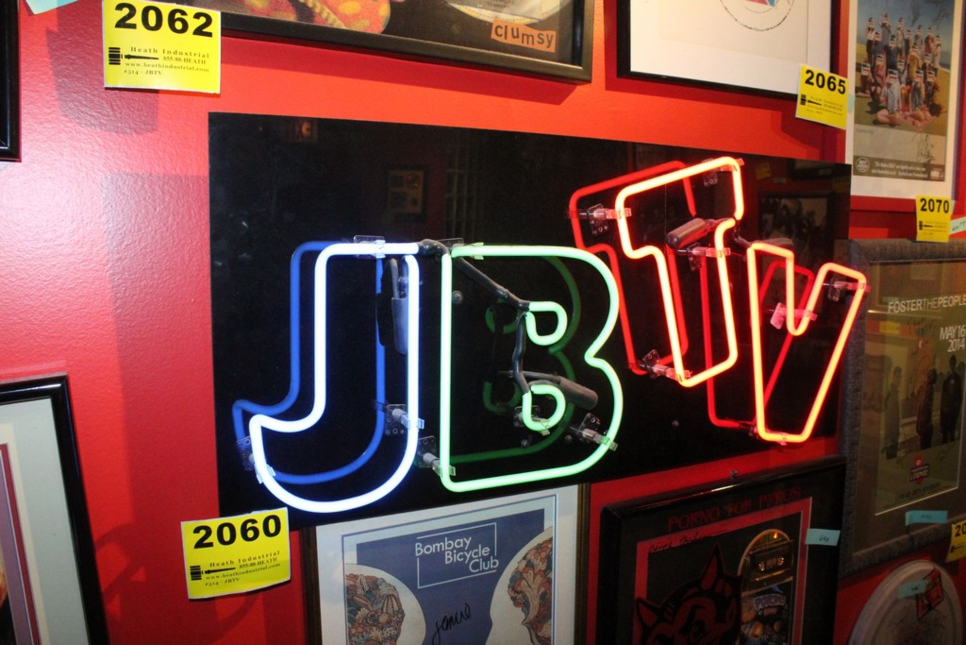 JBTV Neon sign