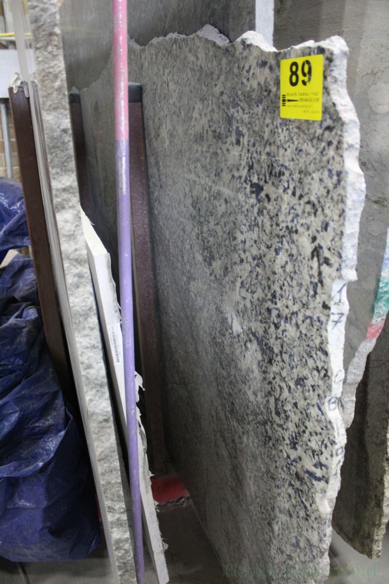 GRANITE SLAB 120" X 54" X 7/8" WHITE AND BLACK