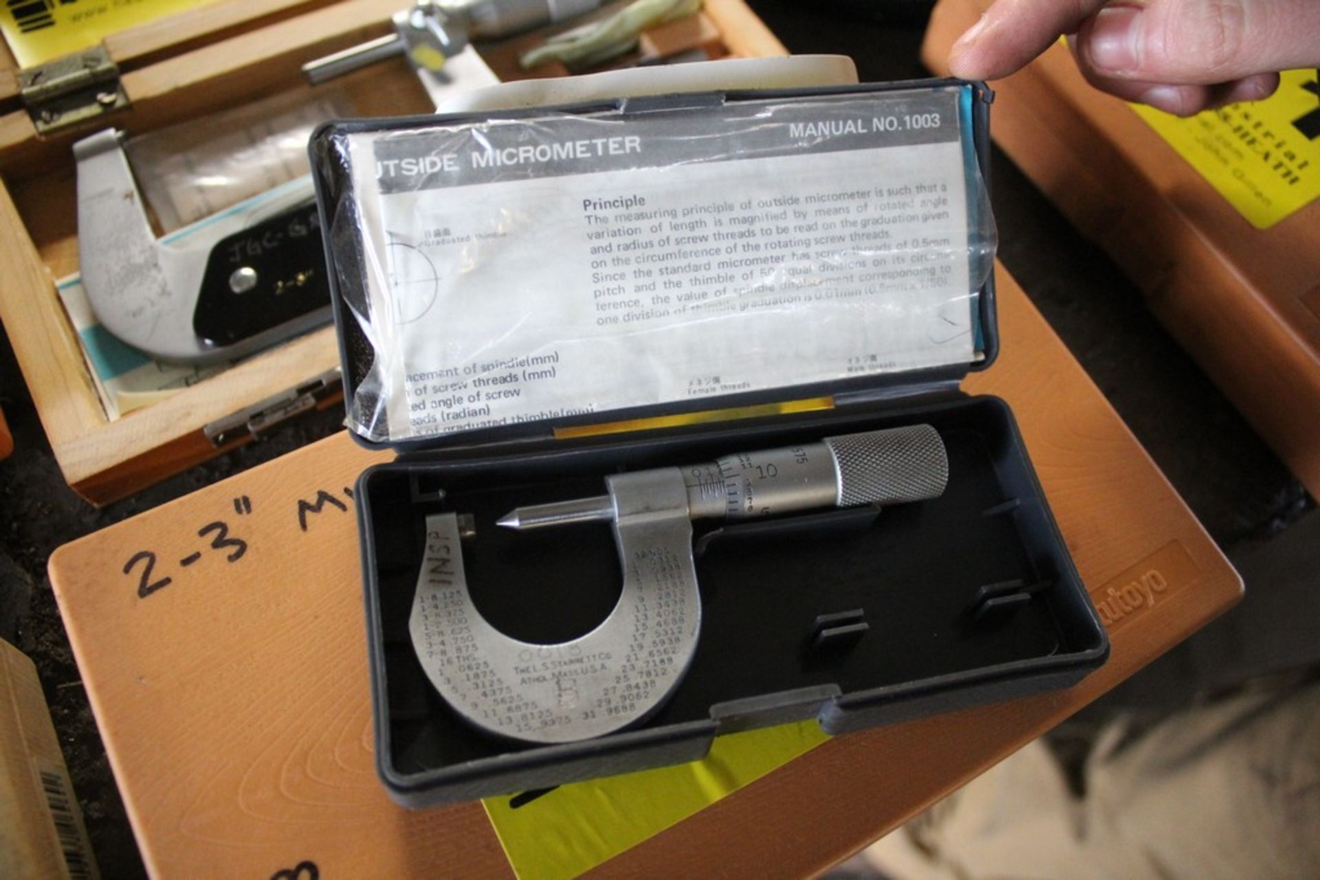 STARRETT 0 - 1" MICROMETER