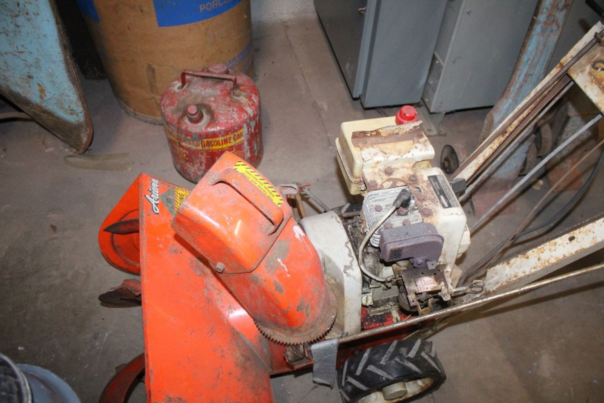 ARIENS 20" 3HP GAS SNOW BLOWER - Image 2 of 2