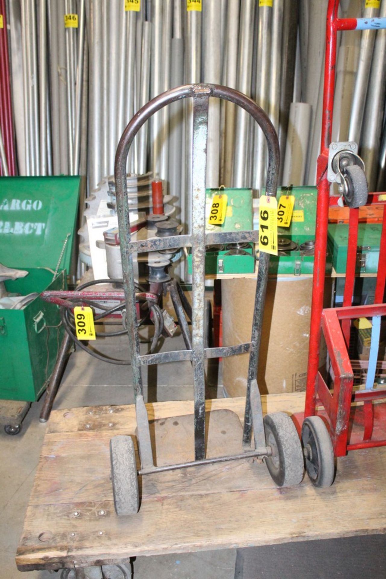 TWO WHEEL HAND TRUCK