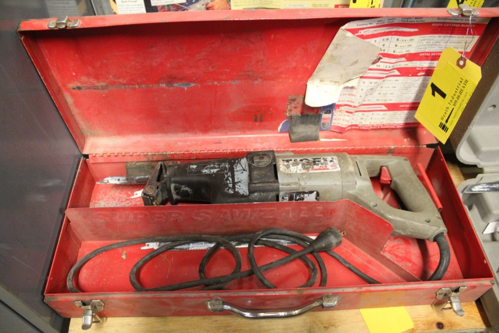 PORTER-CABLE TIGER QUIK-CHANGE RECIPROCATING SAW WITH CASE