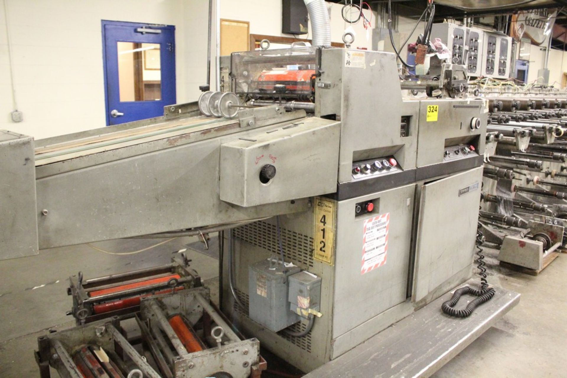 DIDDE-GLASER 12 STATION MODEL WEB-KLECT COLLATOR, S/N 225-37, 17-3/4” WEB WIDTH, 17”, 22”, & 28” - Image 4 of 9