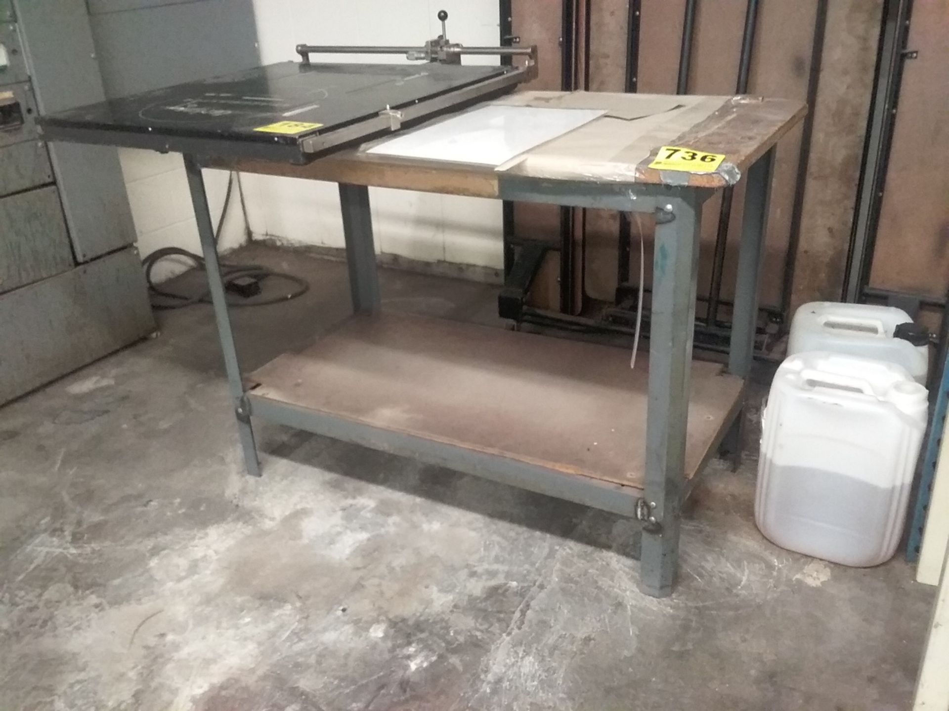 WORK BENCH 60" X 30" X 35"