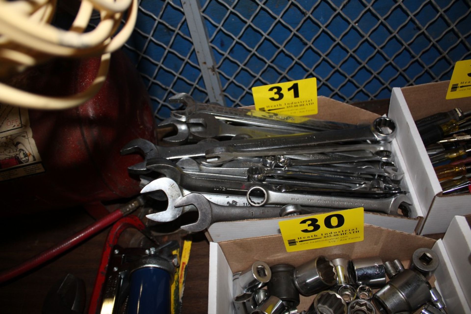 LARGE QTY OF COMBINATION WRENCHES IN BOX