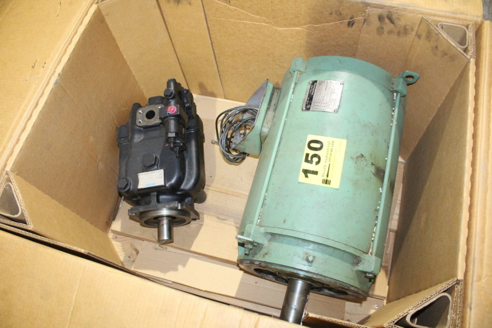 WESTINGHOUSE 5BDP 25 HP 3 PH ELECTRIC MOTOR AND VICKERS HYDRAULIC MOTOR