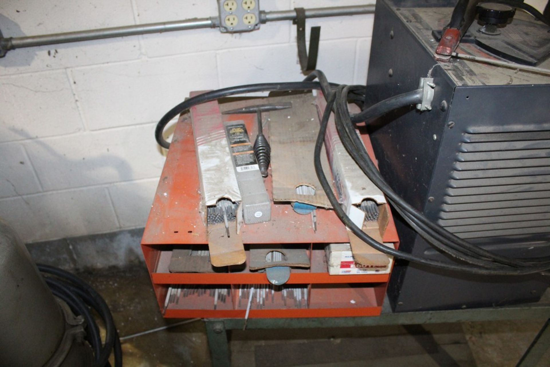 SEARS 113.201371 ARC WELDER WITH LARGE QUANTITY OF WELDING ROD AND CART - Image 4 of 4