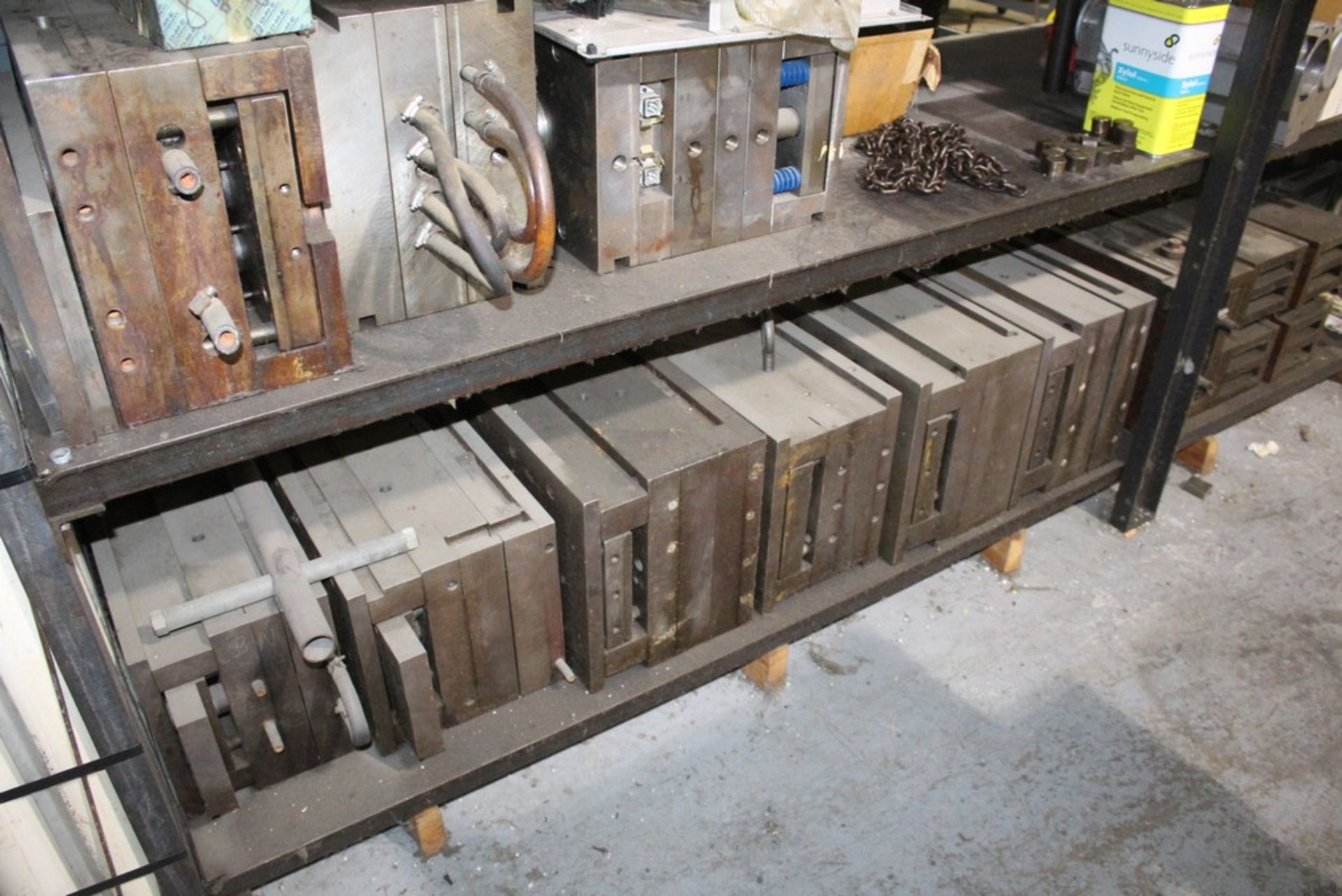 LARGE STEEL MOLD DIES AND ACCESSORIES ON (8) LOWER SHELVES - Image 4 of 6
