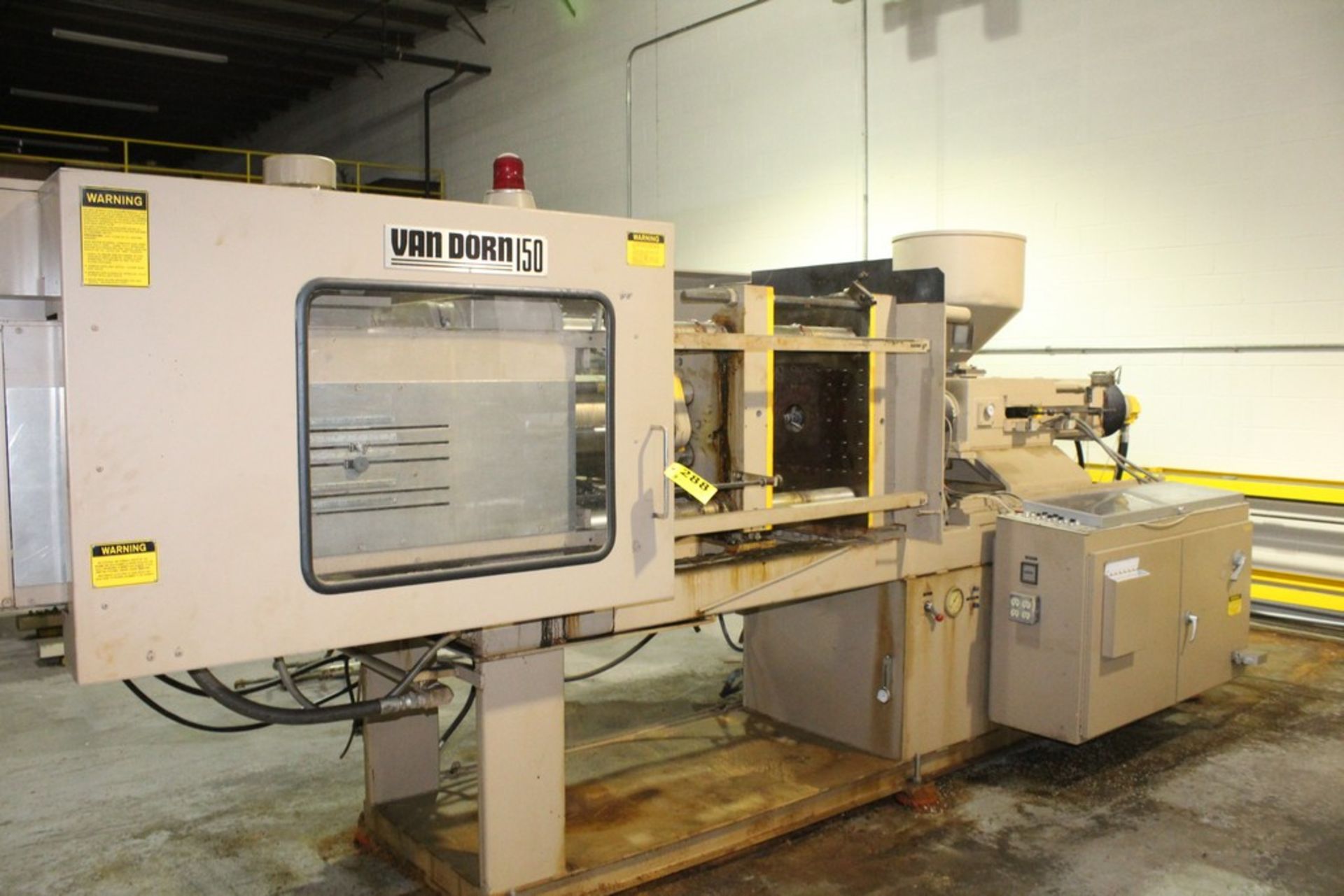 VAN DORN 150 TON 9 OZ, MODEL 150-RS-9 PLASTIC INJECTION MOLDING MACHINE S/N 851500-2 WITH PATHFINDER