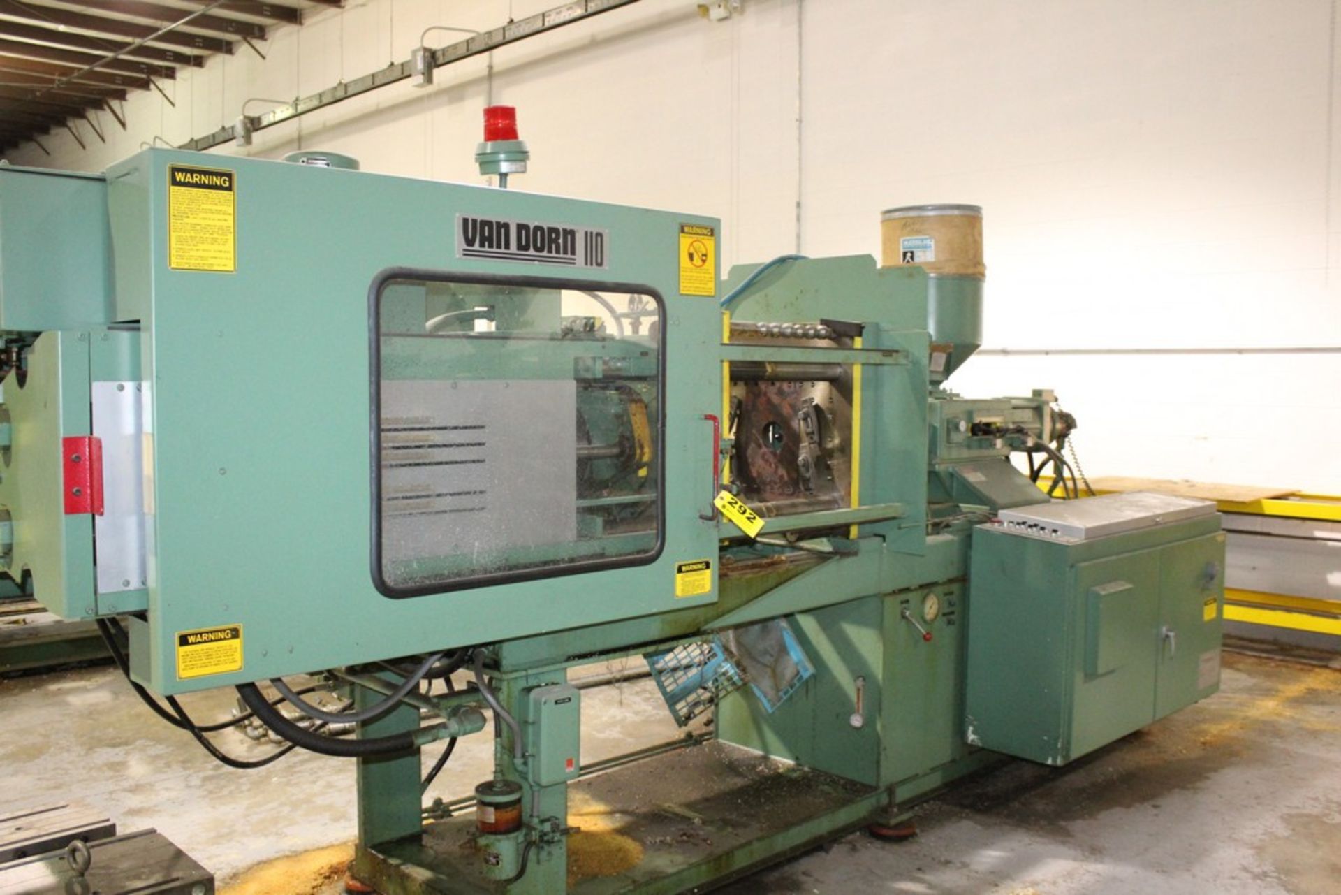 VAN DORN 110 TON 6.5 OZ MODEL 110-RS-6.5 PLASTIC INJECTION MOLDING MACHINE S/N 851120-3 WITH