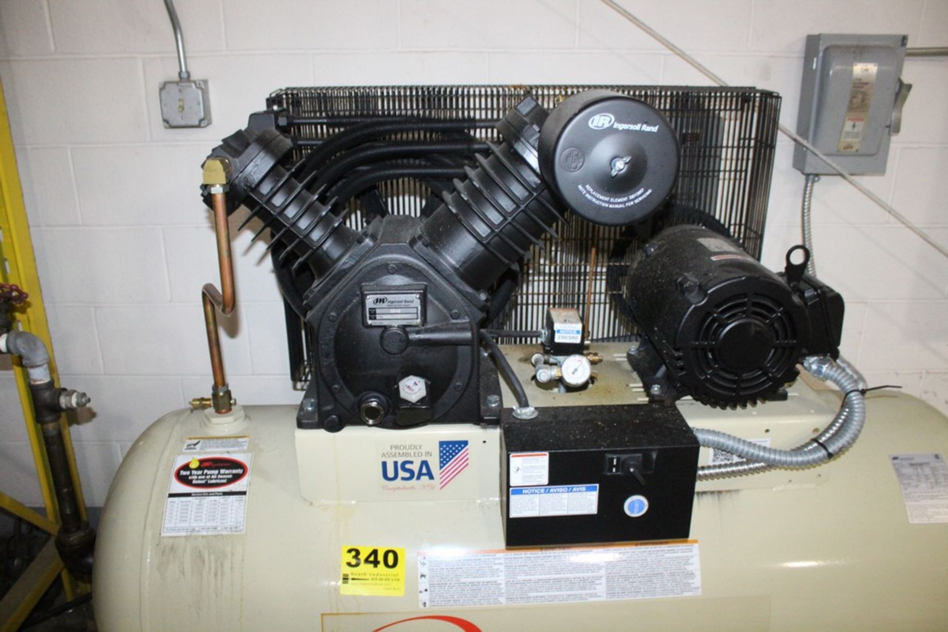 INGERSOLL RAND MODEL 2545E1V-V 10 HP Y-TYPE HORIZONTAL TANK MOUNTED AIR COMPRESSOR S/N NAR10360001 - Image 2 of 3