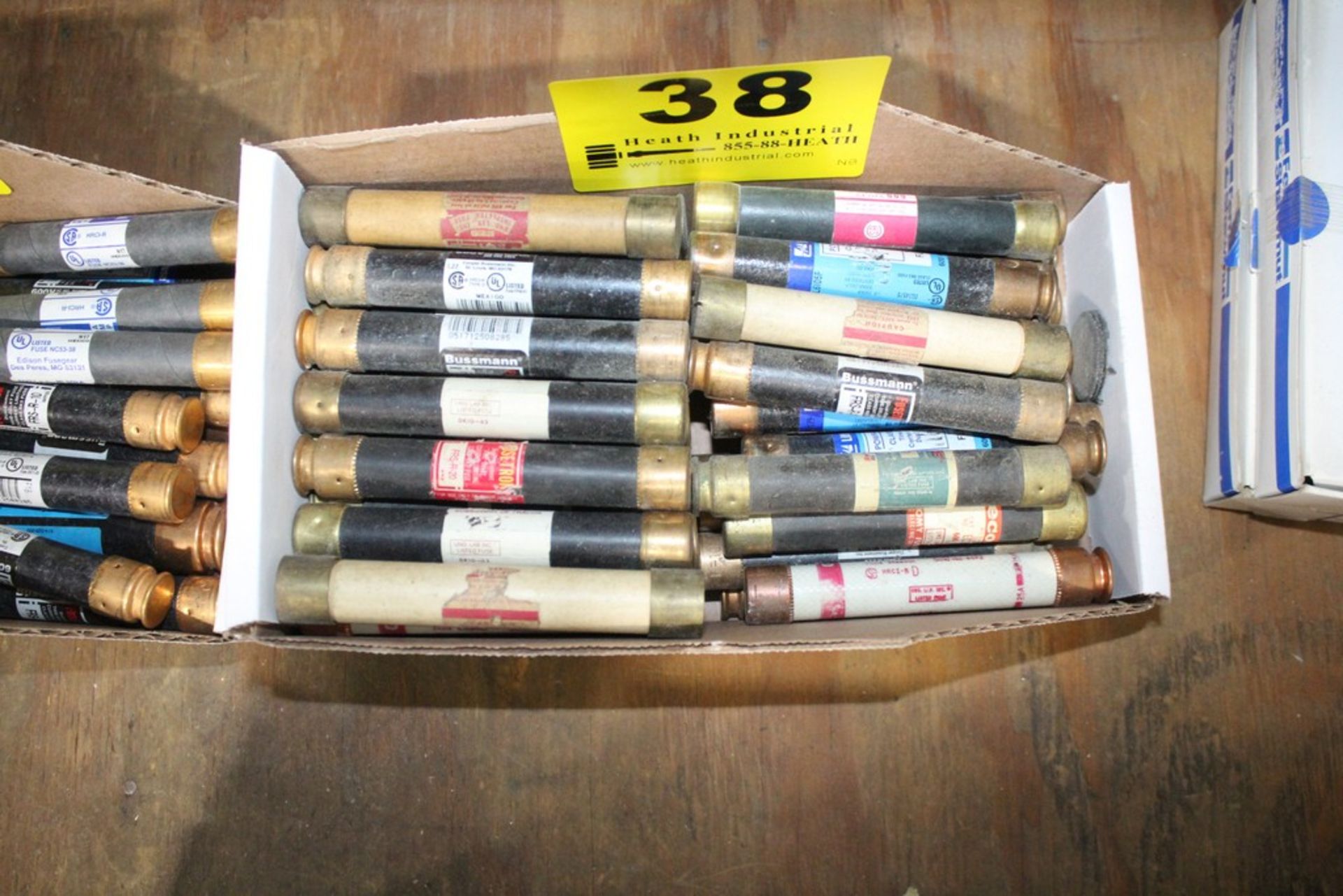 ASSORTED FUSES