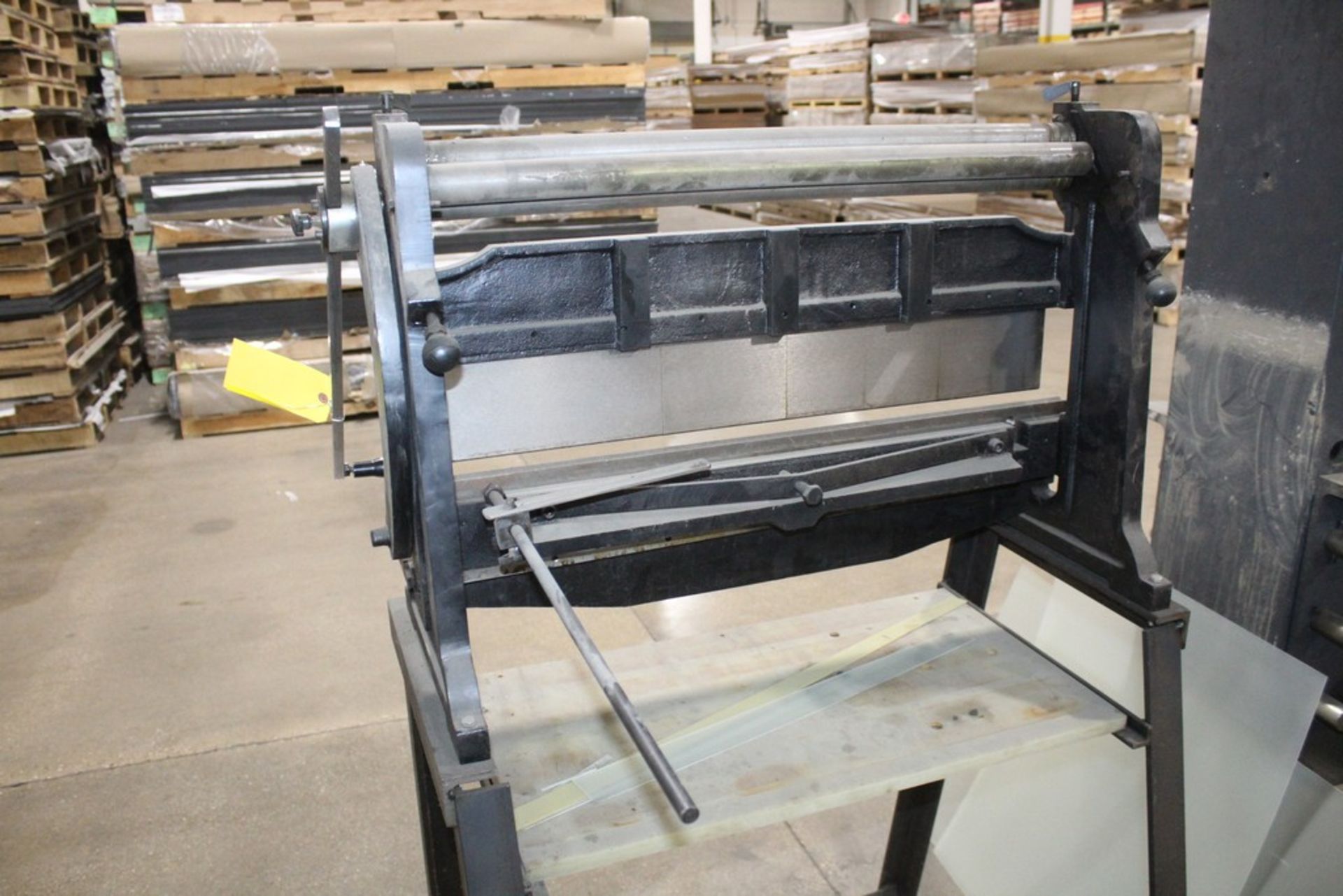 30" MANUAL PRESS BRAKE AND SHEET METAL ROLLER ON STAND LOADING FEE: $75.00 - Image 3 of 3