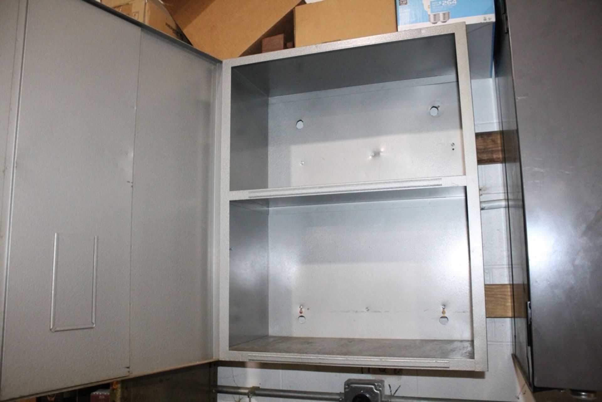 MCGRAW BUSS FUSE CABINET WITH KEY 25" X 12" X 30" LOADING FEE: $35.00 INCLUDES INCLUDES REMOVAL FROM - Image 2 of 2