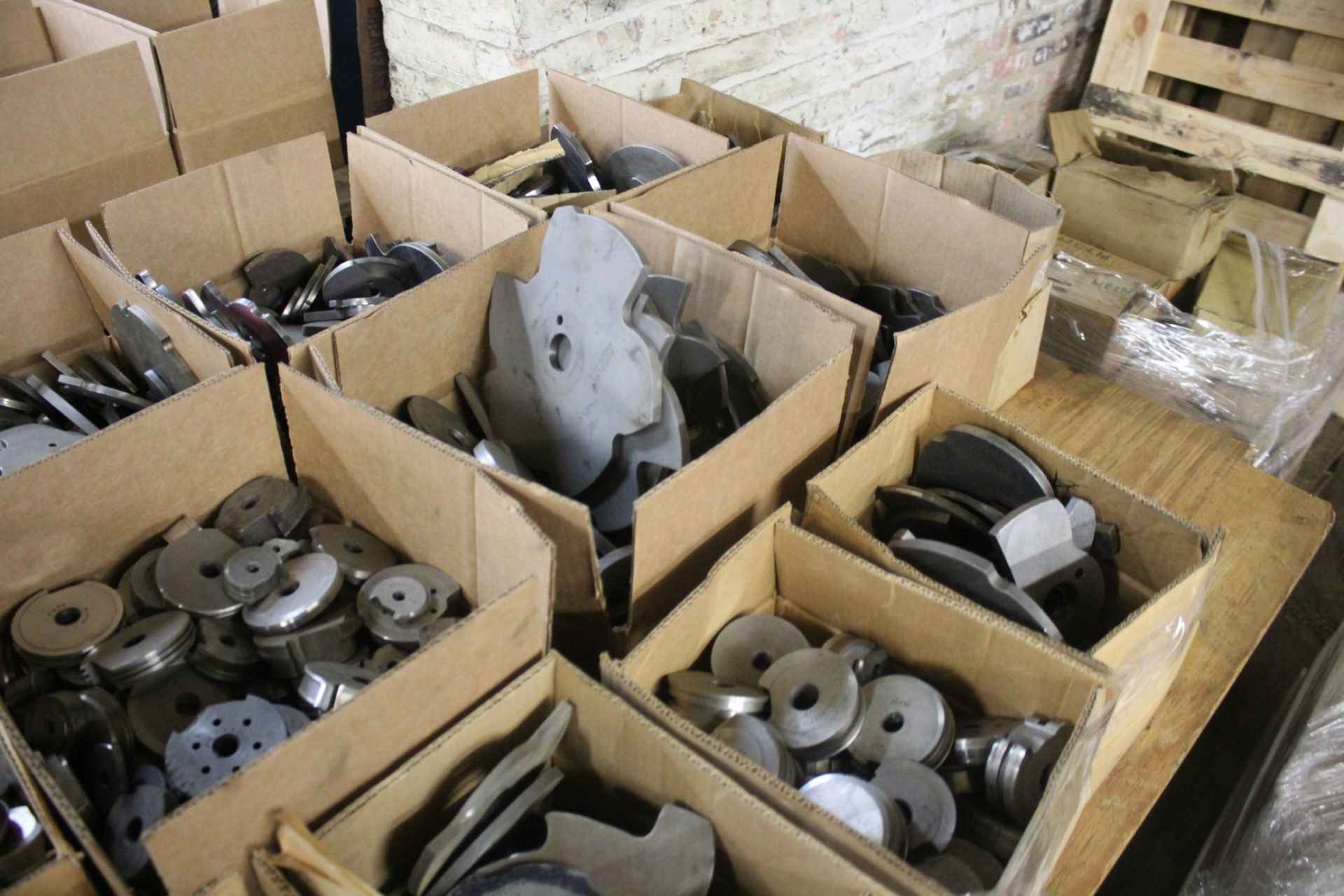 (25) BOXES OF CAMS AND HIGH SPEED STEEL CUTTERS - Image 2 of 4