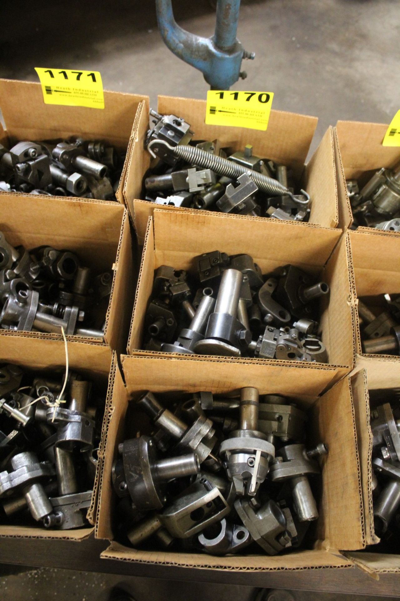 (3) BOXES OF ASSORTED TOOLHOLDERS