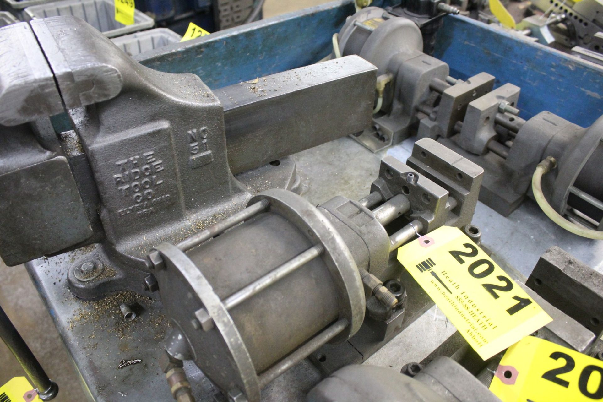 3" PNEUMATIC VISE