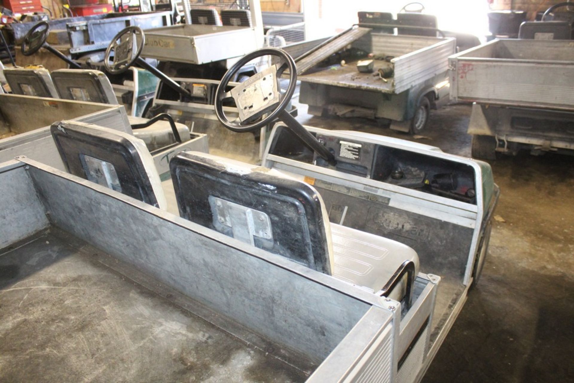 CLUB CAR CARRYALL II CART, MANUAL DUMP BED GAS POWERED CONDITION: TURNS OVER WITH A JUMP - Image 4 of 4