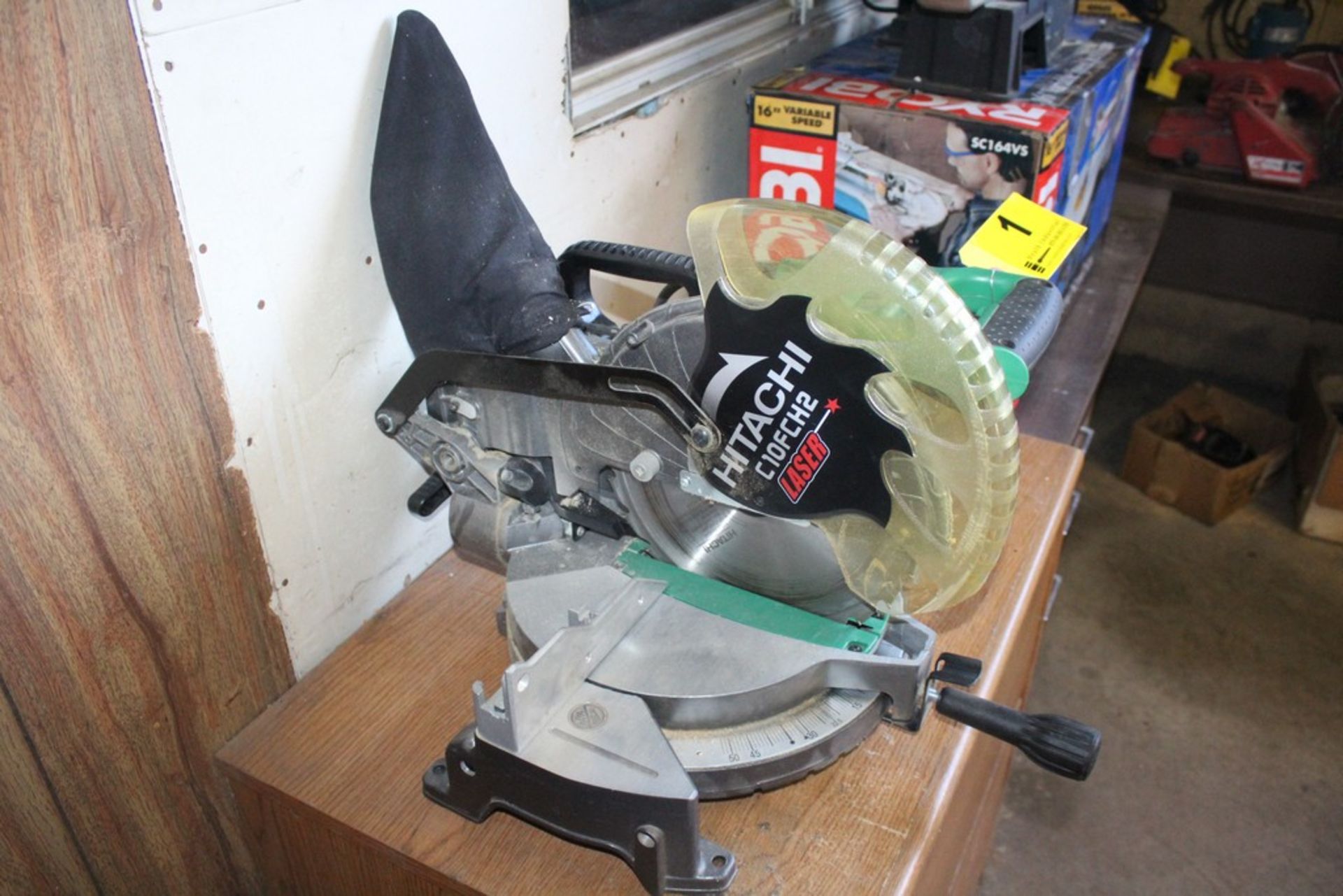 HITACHI MODEL C10FCH2 10" COMPOUND MITRE SAW - Image 2 of 2