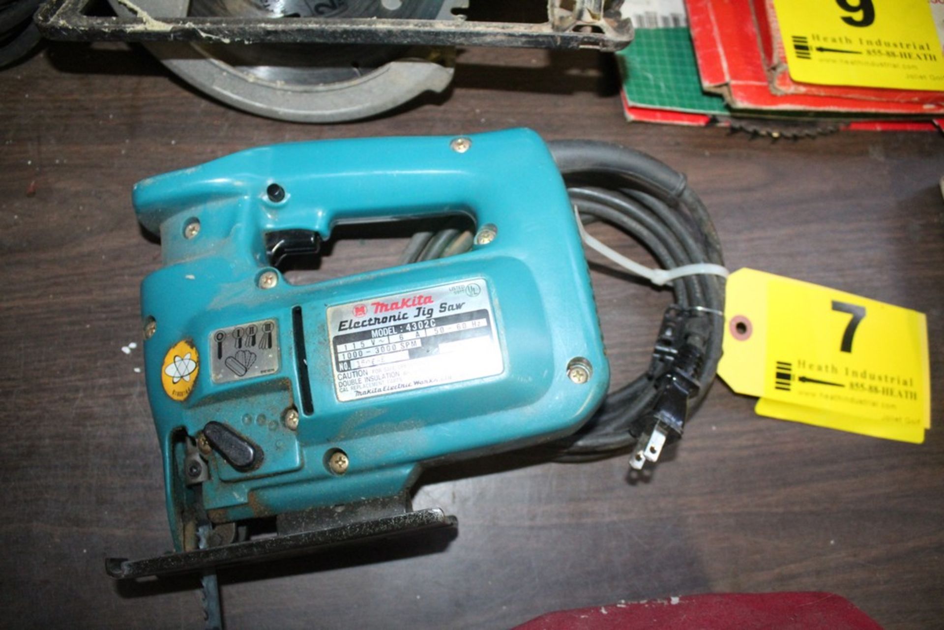 MAKITO MODEL 4302C ELECTRONIC JIG SAW