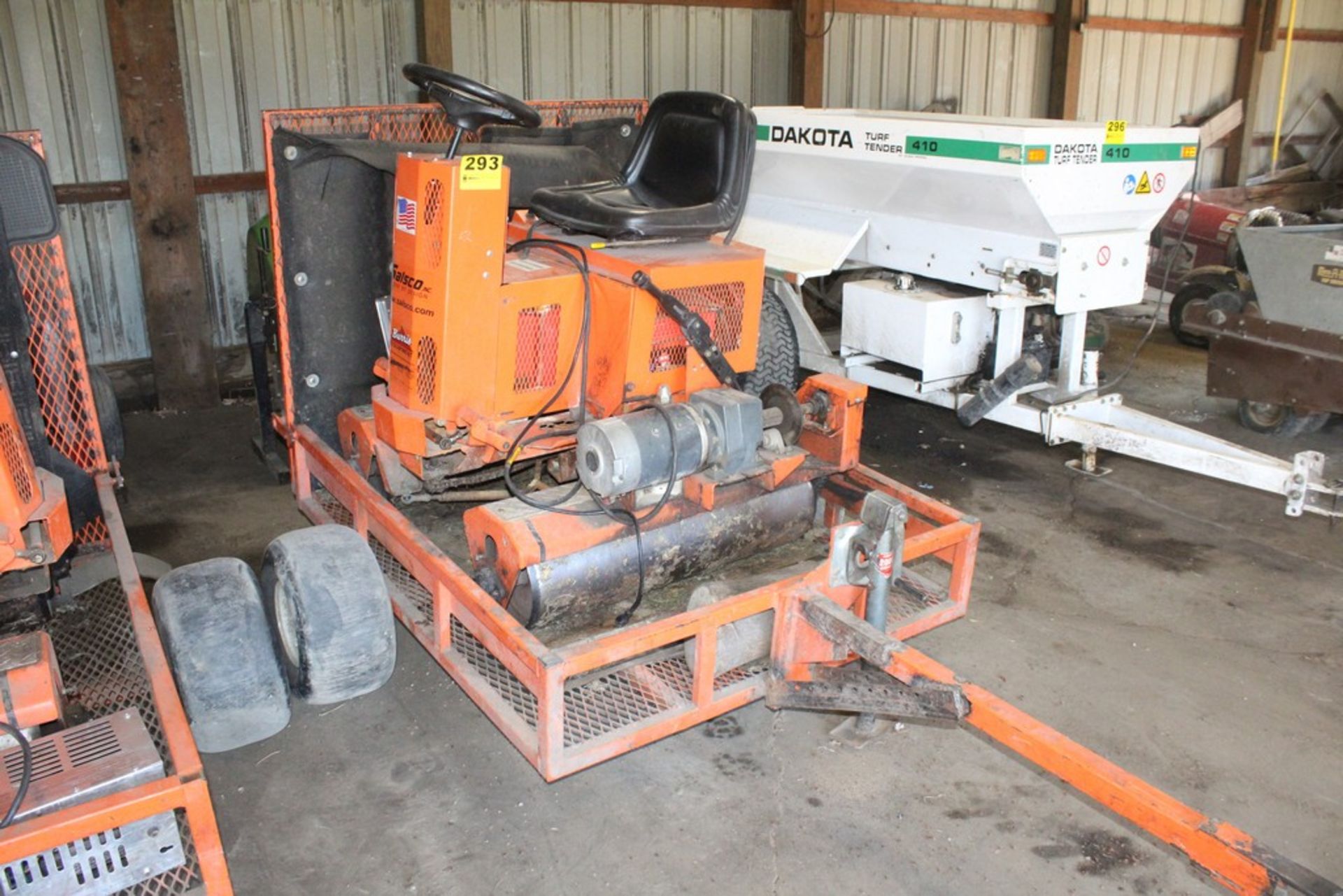 SALSCO ELECTRIC GREENS ROLLER WITH CHARGER AND TRAILER 4,845 HOURS CONDITION: DEAD BATTERIES,
