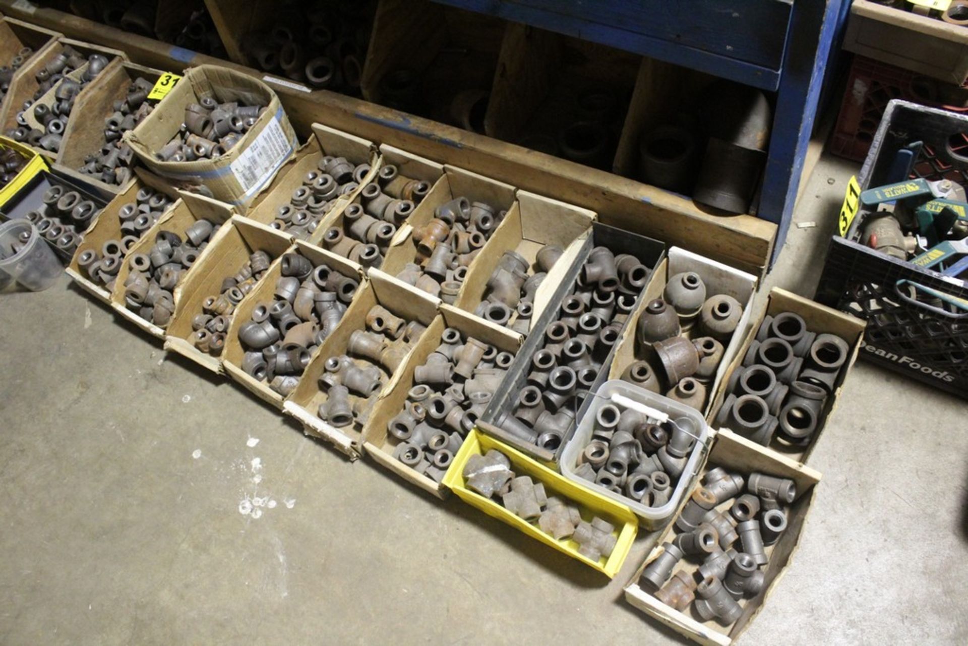 LARGE QTY OF PIPE FITTINGS IN (25) BOXES - Image 3 of 3