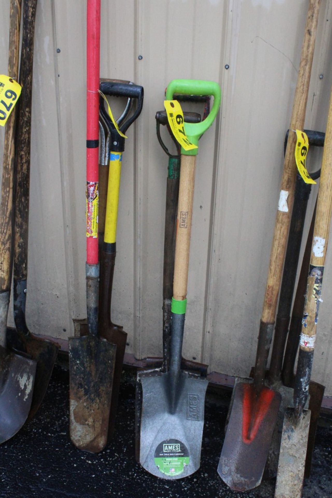 (3) SHOVELS