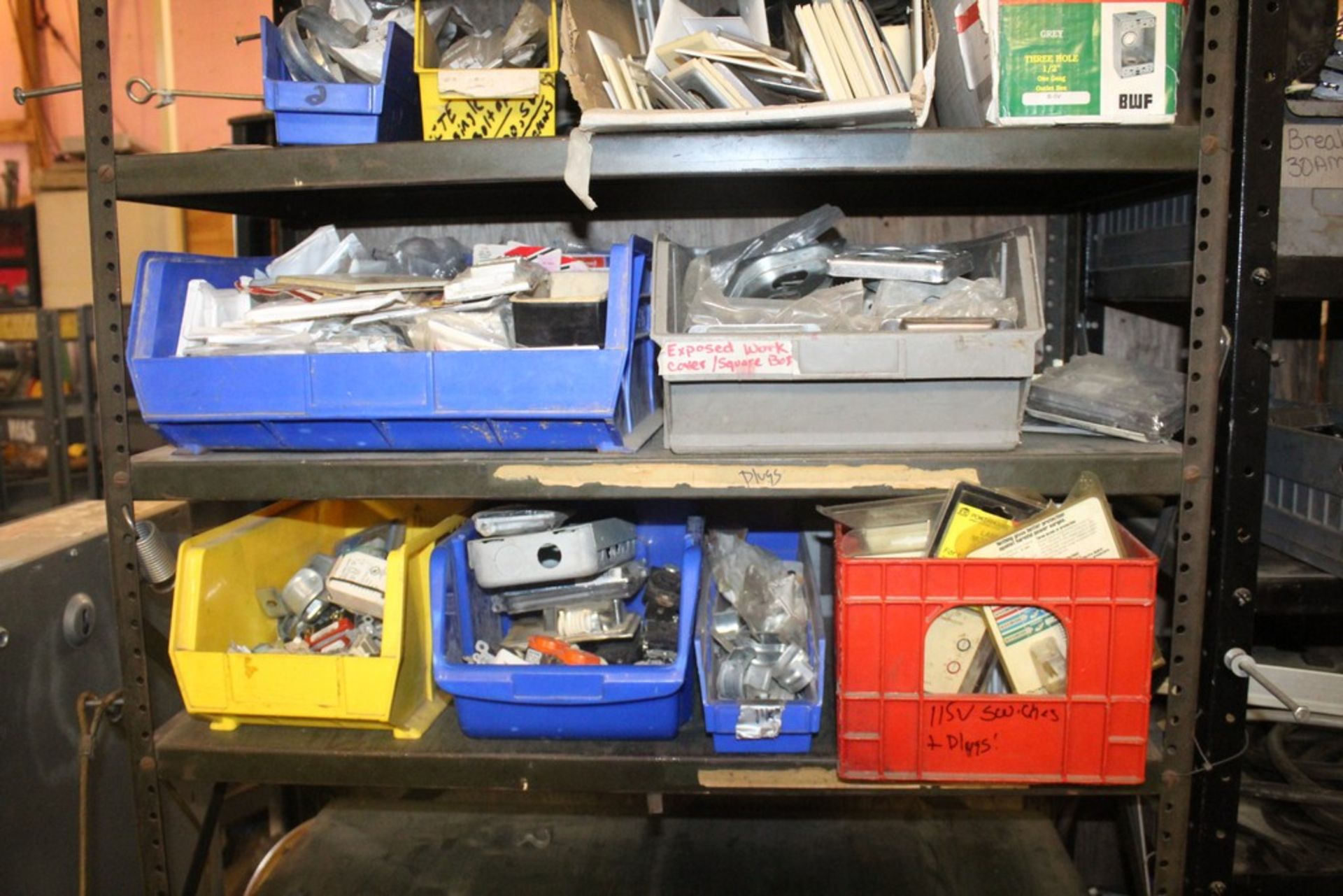 ASSORTED CONDUIT FITTINGS, HANGERS, WALL PLATES, ETC ON SHELVING UNIT - Image 3 of 4