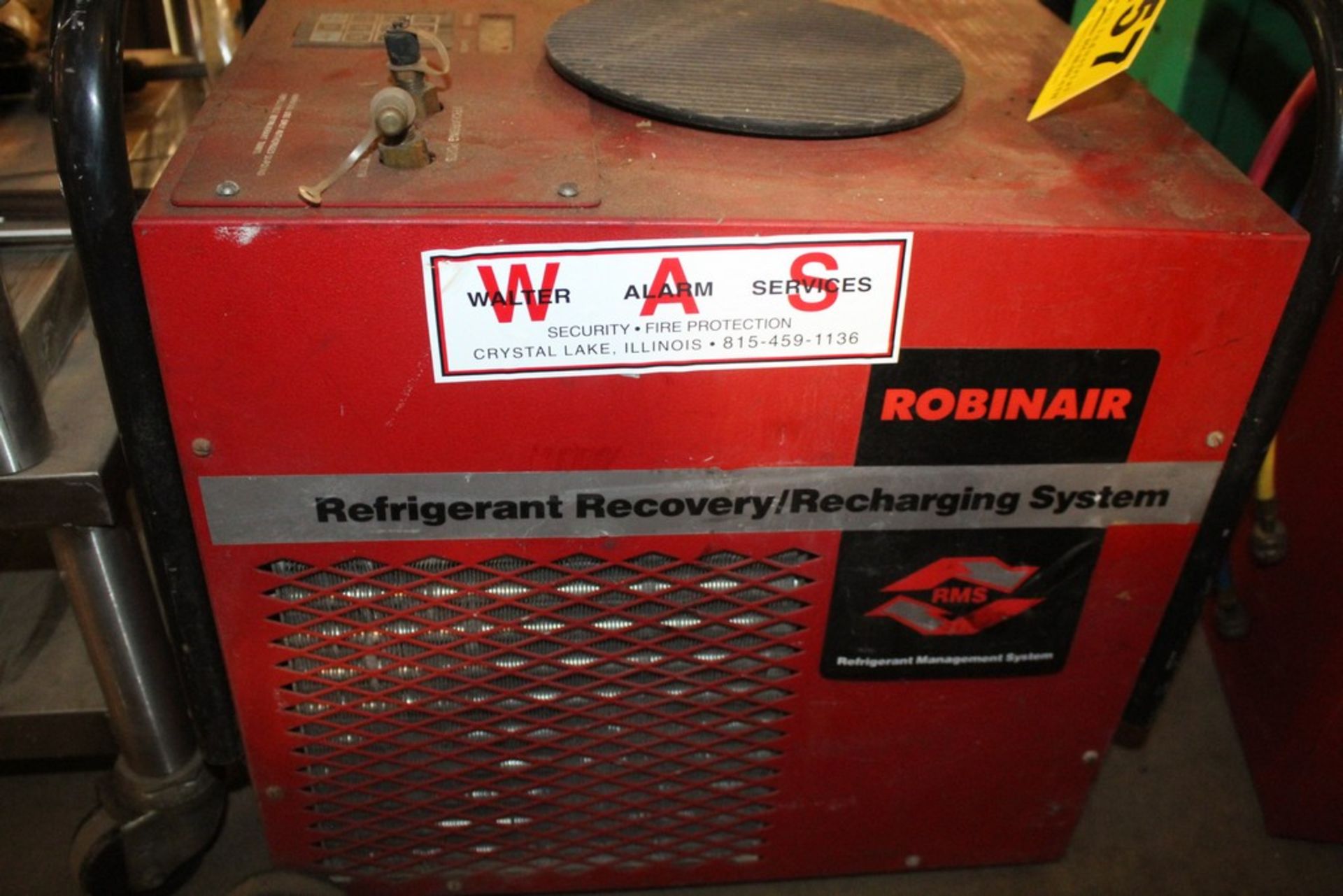 ROBINAIRE REFRIGERANT RECOVERY / RECHARGING SYSTEM - Image 2 of 2