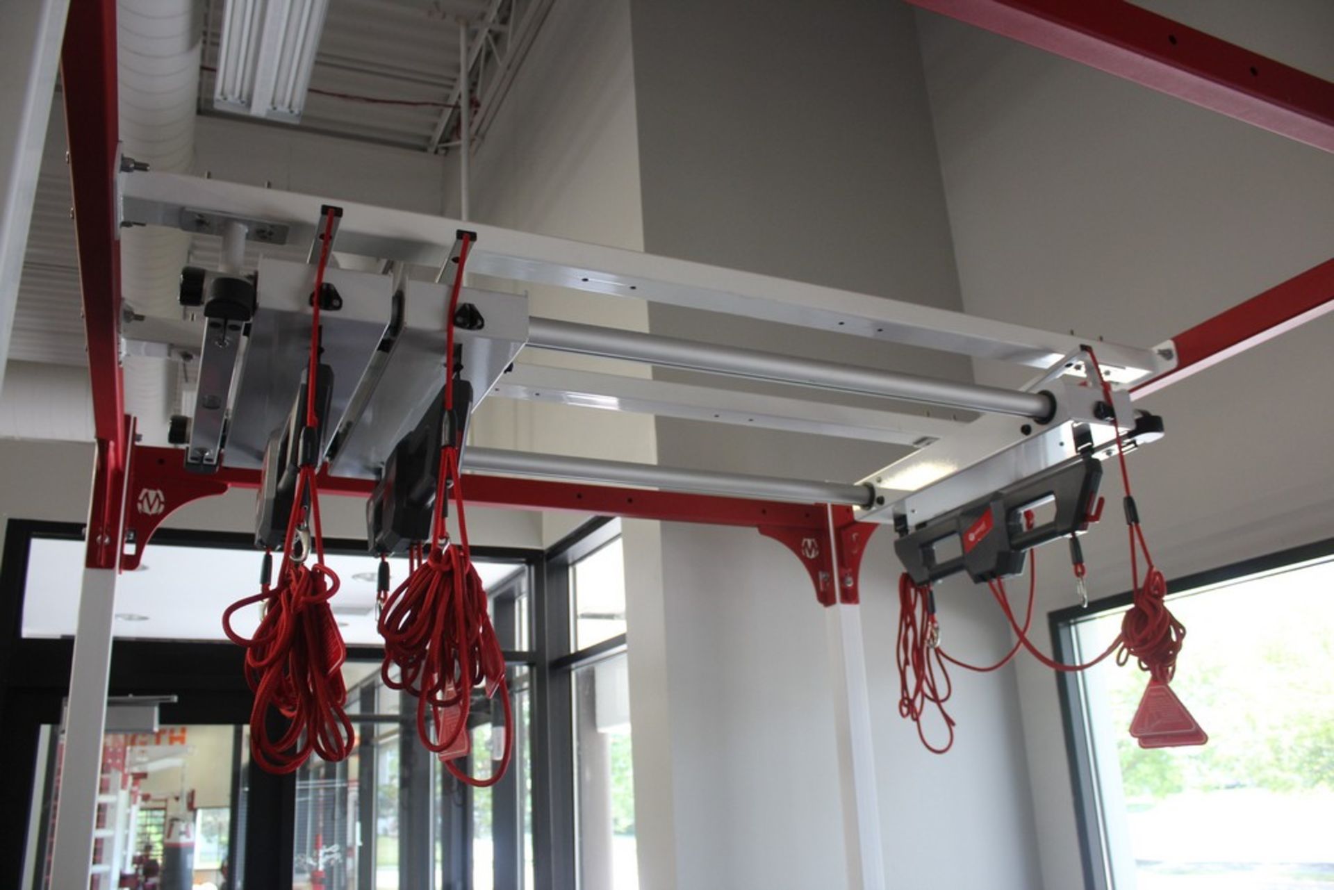 NEURAC DUAL RED CORD WORK STATION, INCLUDING AXIS AND TRAINER MODULES, MOUNTED TO MOVESTRONG FRAME - Image 2 of 5
