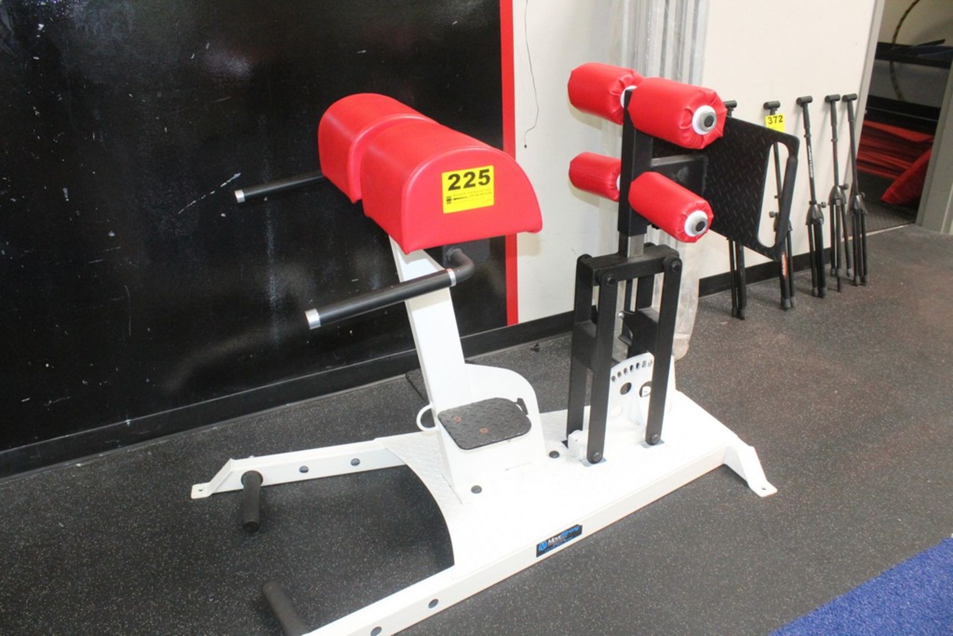 MOVESTRONG MULTI-FUNCTION WORKOUT STATION