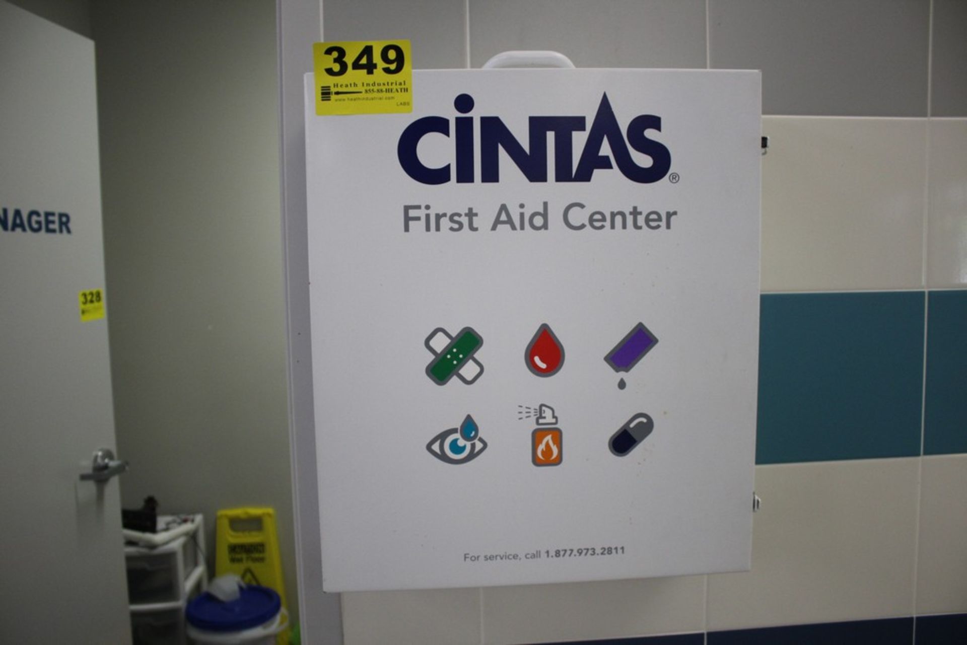 CINTAS FIRST AID STATION, 22" X 19" X 6"