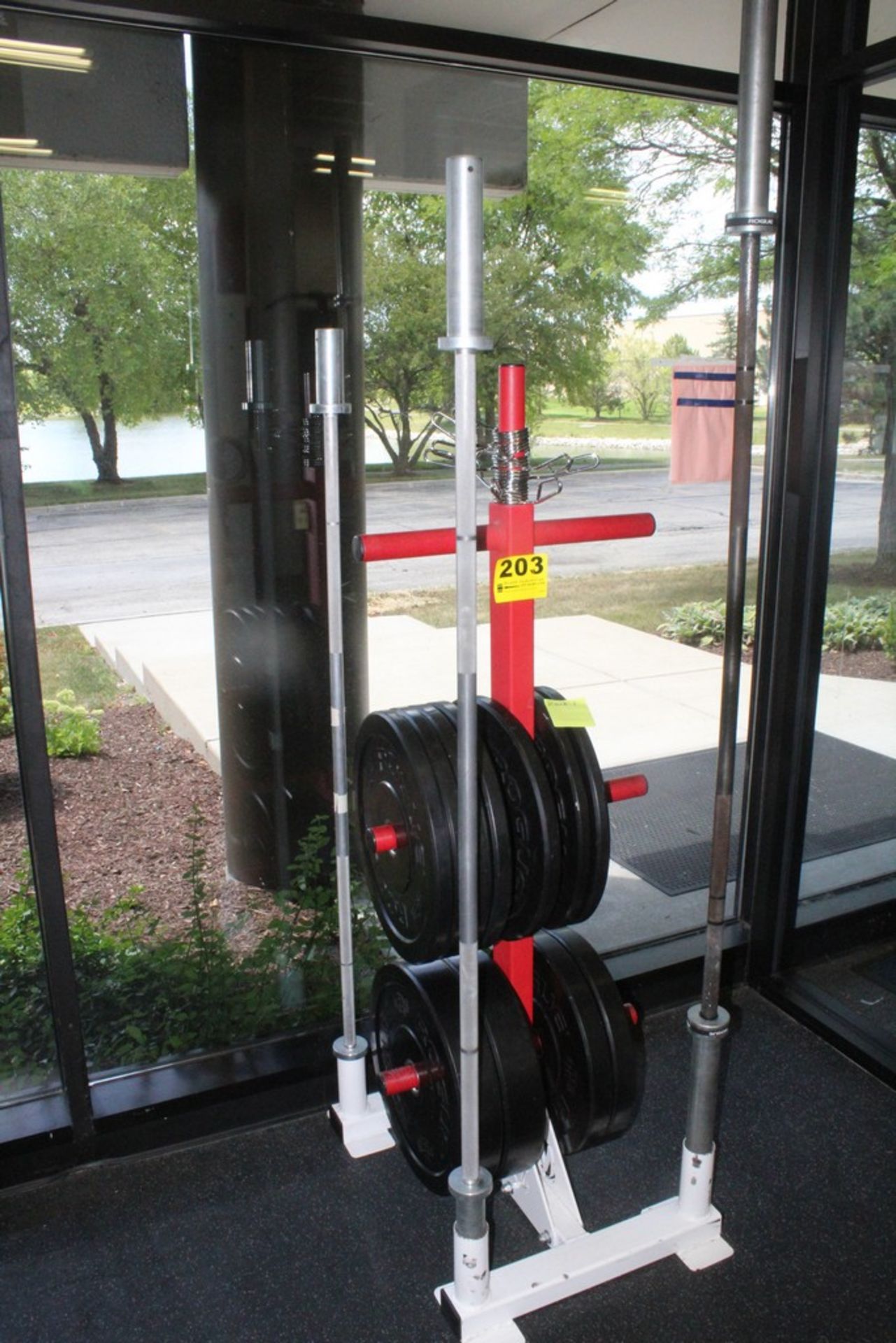 (3) ASSORTED WEIGHT BARS WITH MOVESTRONG RACK AND ROGUE PLATES