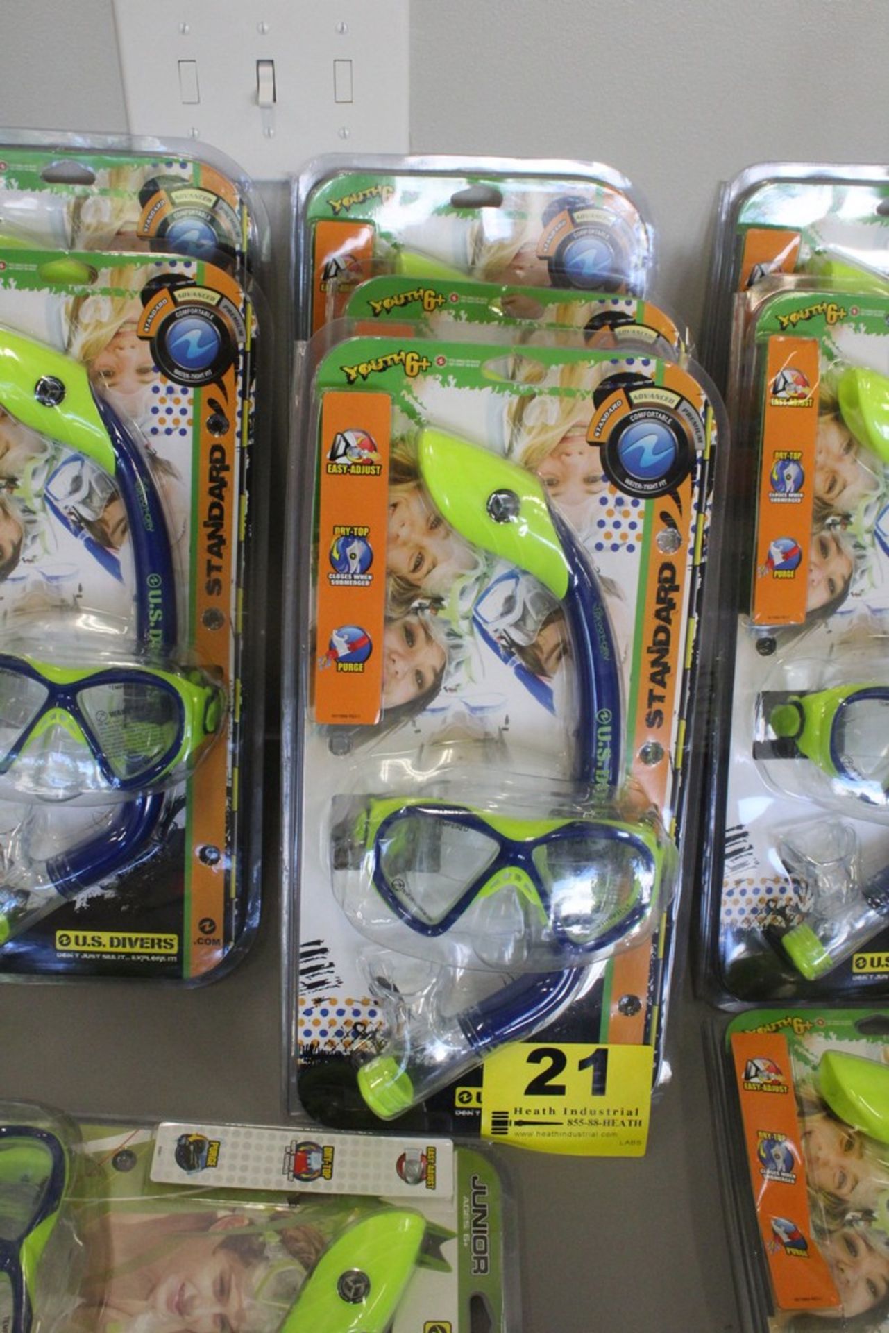 (3) U.S DIVERS JUNIOR MASK AND SNORKEL SETS