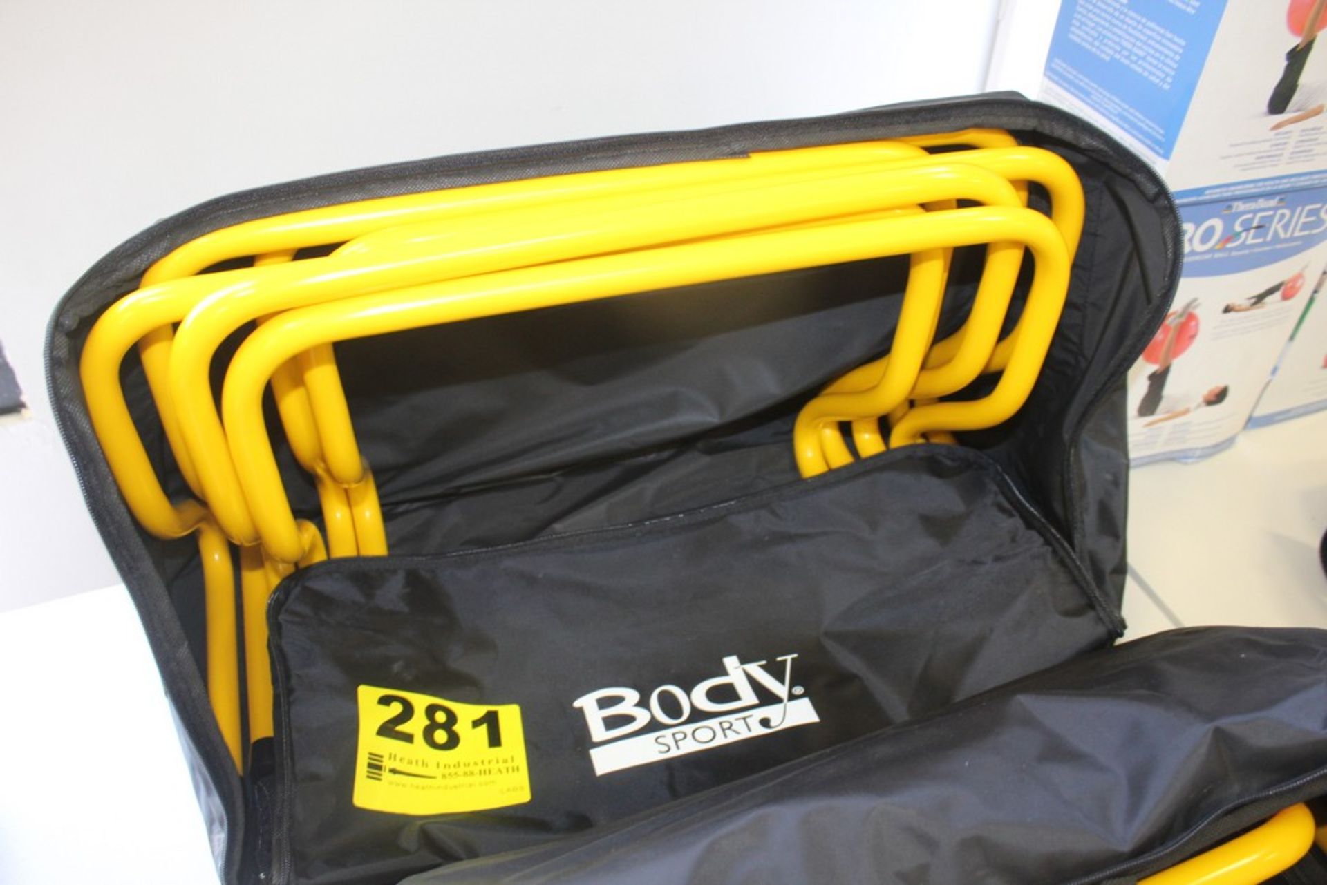 BODY SPORTS PORTABLE SPEED HURDLES WITH CARRYING BAG