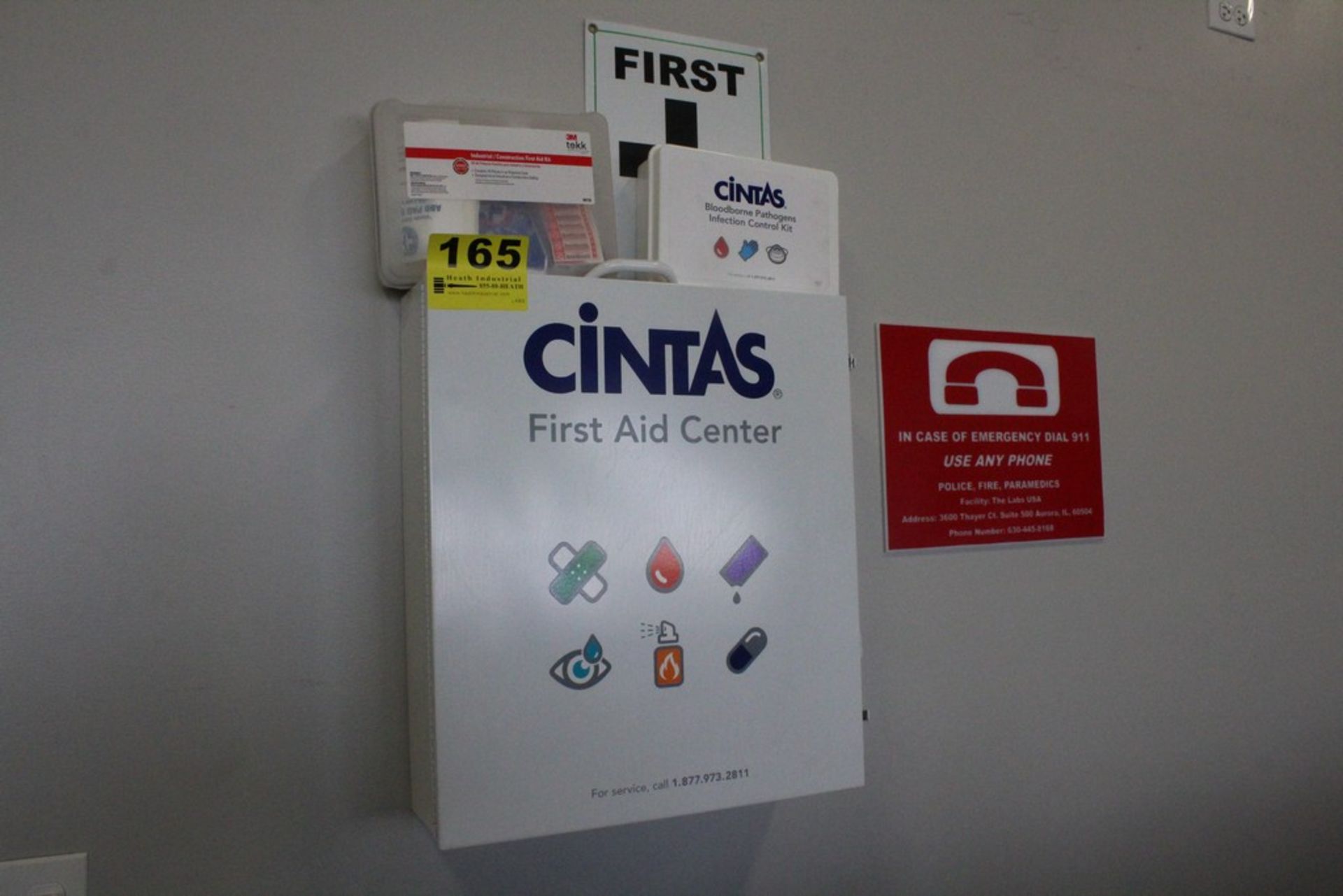 CINTAS FIRST AID STATION, 22" X 19" X 6"