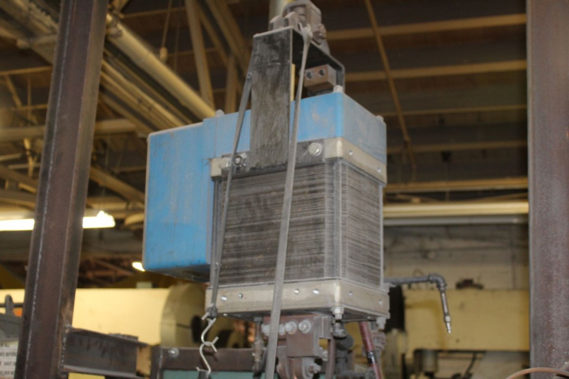 ROBOTRON 75 KVA APPROX. HAND HELD SPOT WELDERS WITH ENTRON CONTROL Loading Fee: $300 - Image 5 of 8