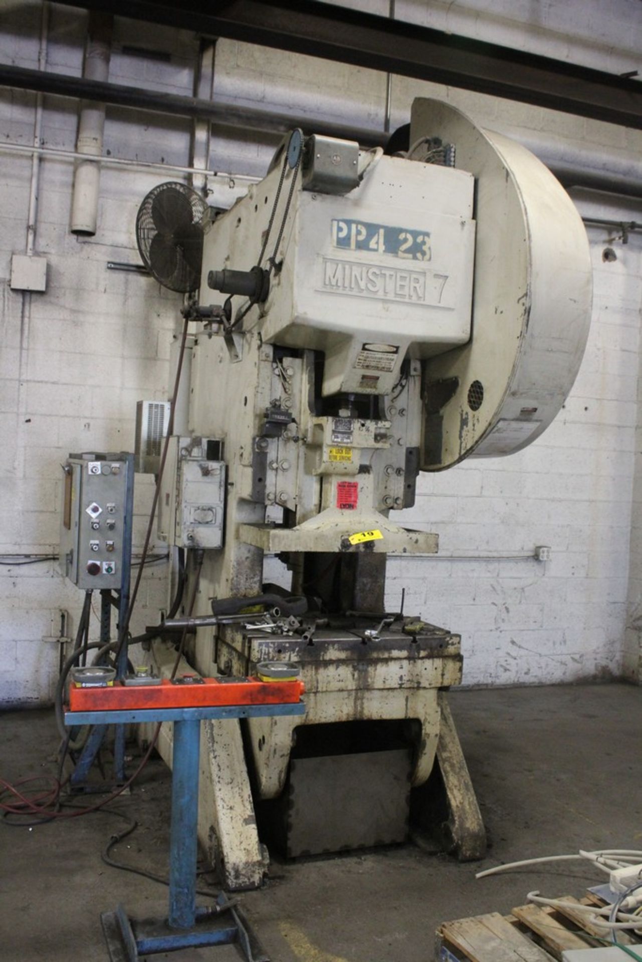 MINSTER 75 TON NO. 7-101 OBI PRESS, S/N 7-101-21986 (NEW 1975), 4” STROKE, 14.5” SHUT HEIGHT, 24”