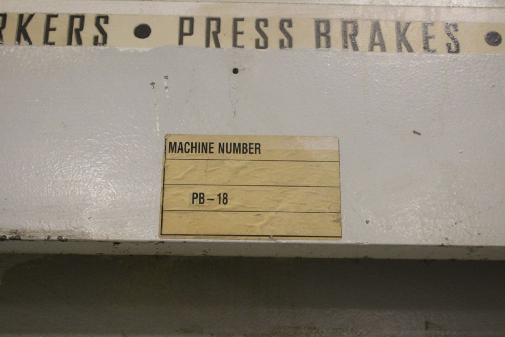 PIRANHA 175 TON MODEL 175-12 HYDRAULIC PRESS BRAKE, S/N 17512-1040, NEW 2000 - Image 5 of 8