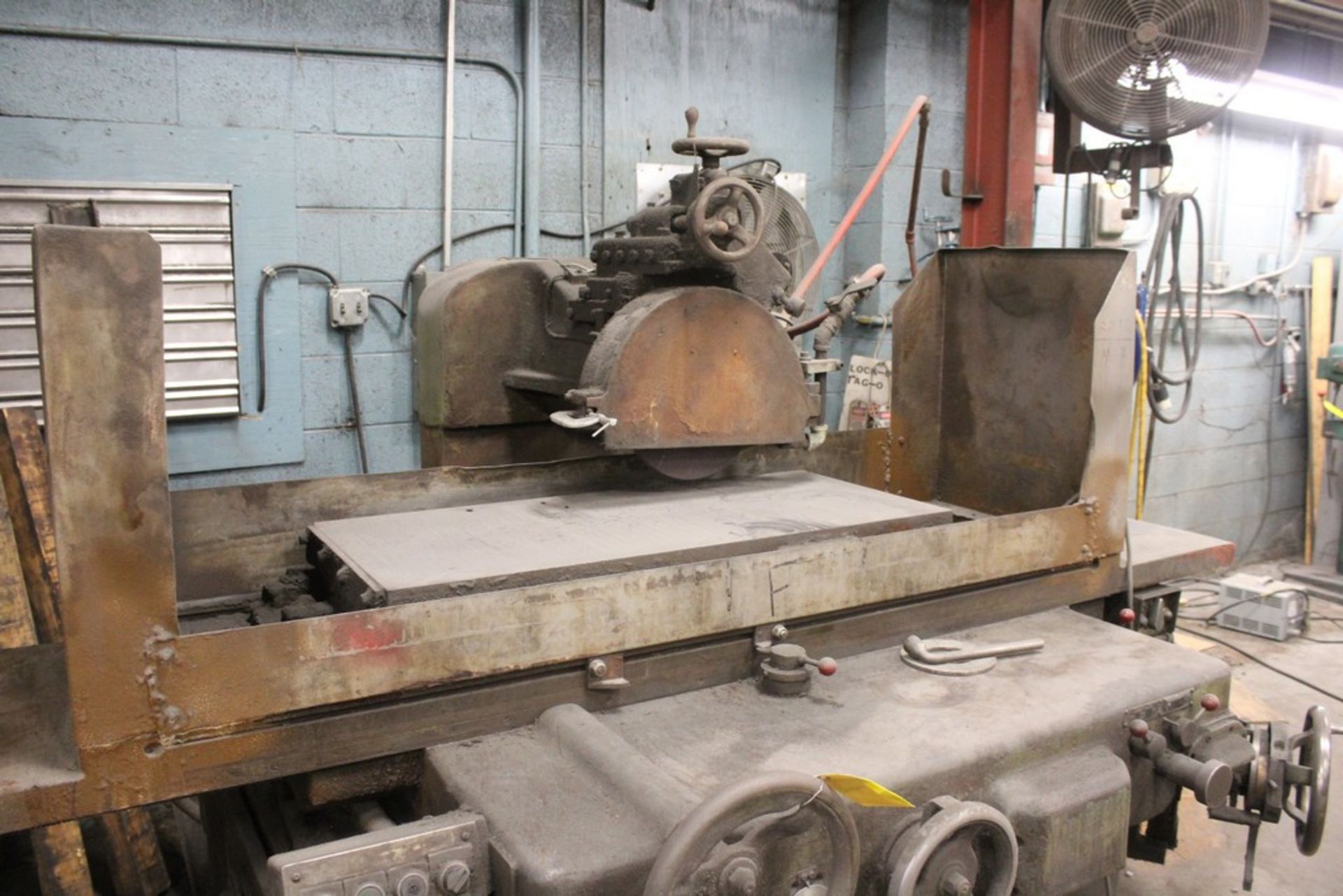 COVEL 16”X36” HYDRAULIC SURFACE GRINDER, S/N 80-224 WITH ELECTRO MAGNETIC CHUCK Loading Fee: $400 - Image 2 of 6