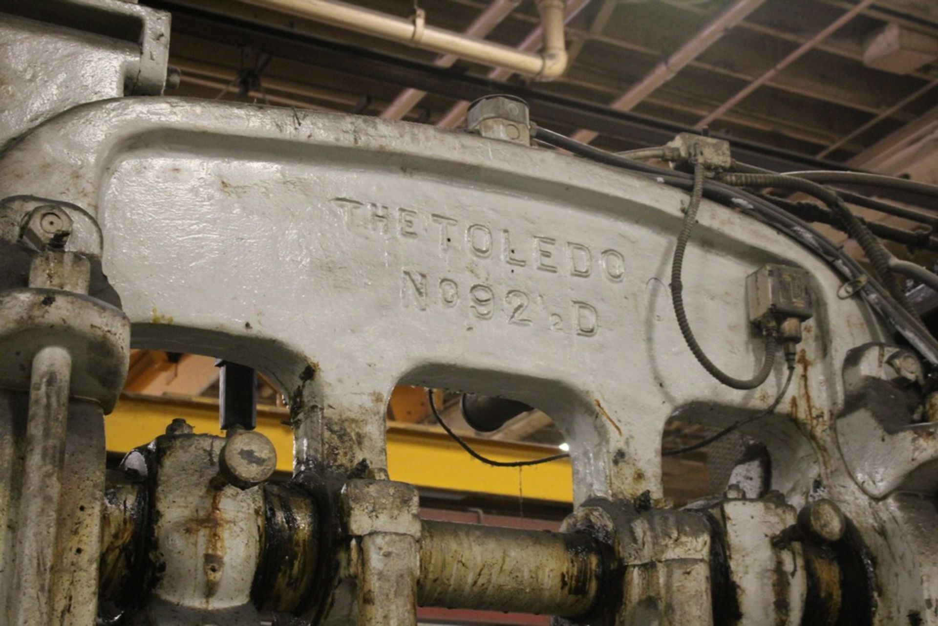 TOLEDO 93 TON MODEL 92-1/2D STRAIGHT SIDE PRESS Loading Fee: $600 - Image 3 of 8