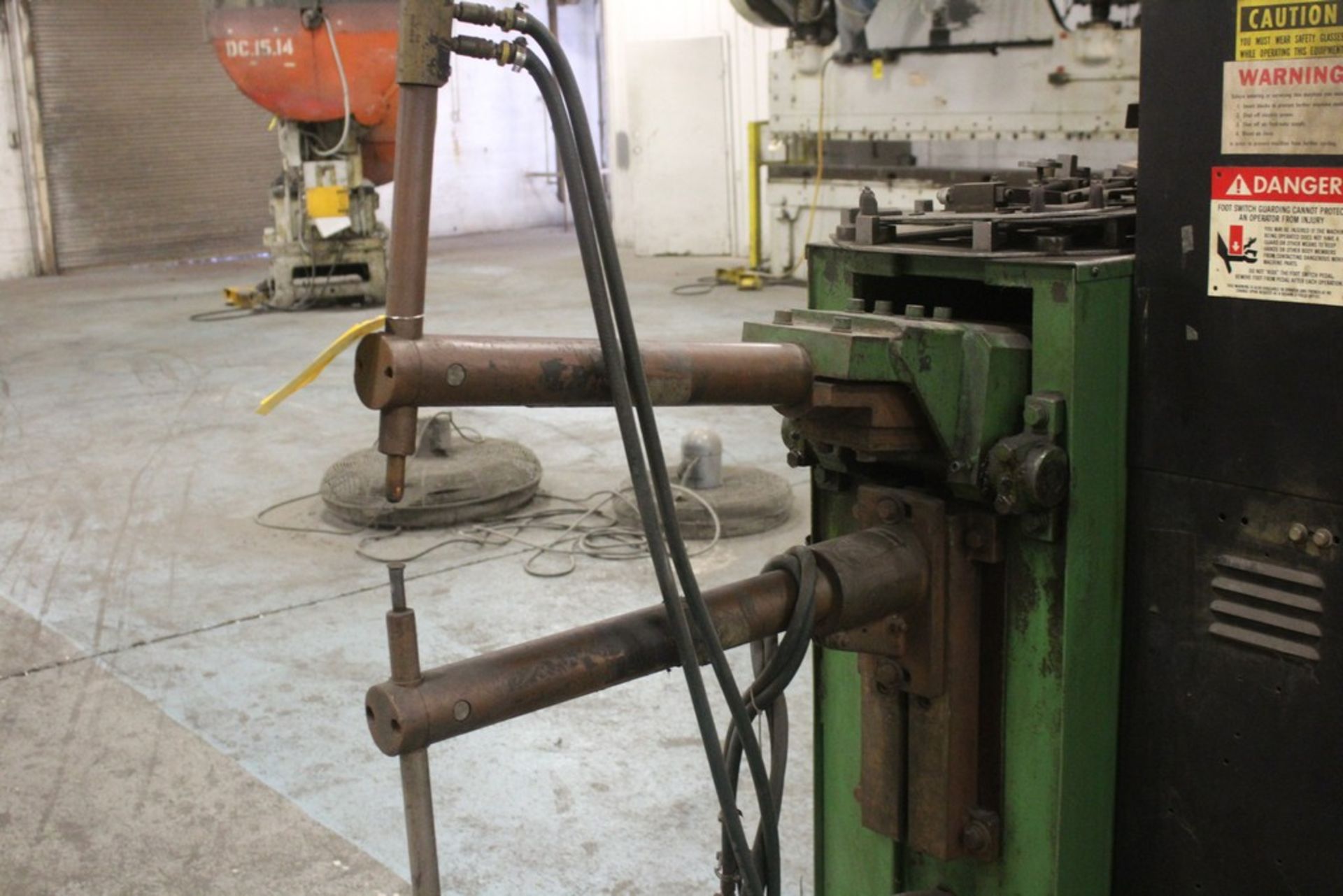 BANNER MODEL CR30A24 24" THROAT SPOT WELDER, S/N 4260 Loading Fee: $150 - Image 2 of 6