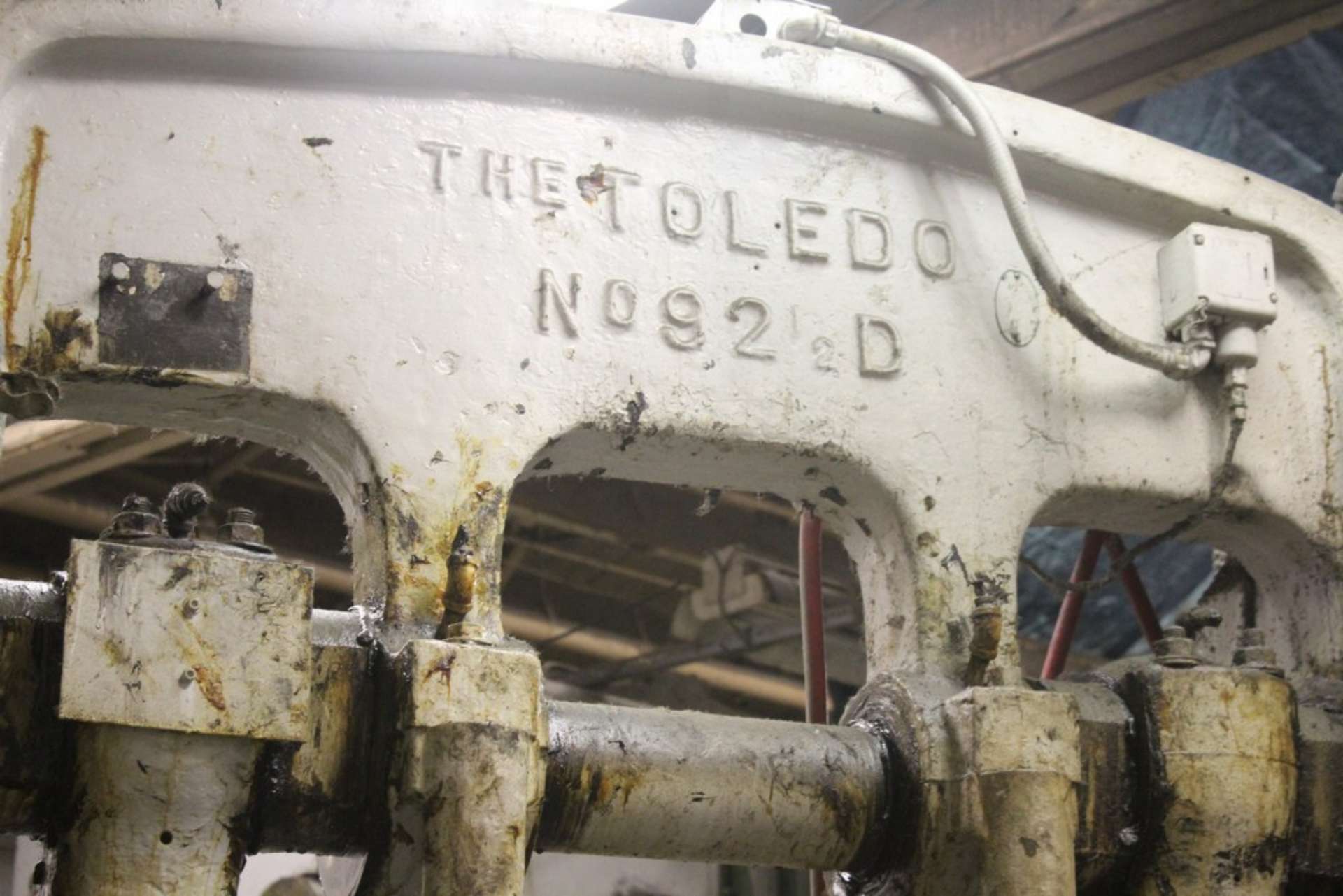 TOLEDO 93 TON MODEL 92-1/2D STRAIGHT SIDE PRESS Loading Fee: $600 - Image 2 of 6