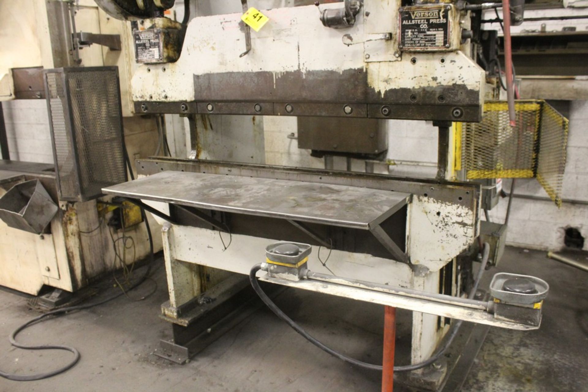 VERSON 45 TON MODEL 2050 PRESS BRAKE, S/N 14270-2050, 2-1/2” STROKE Loading Fee: $300 - Image 3 of 9