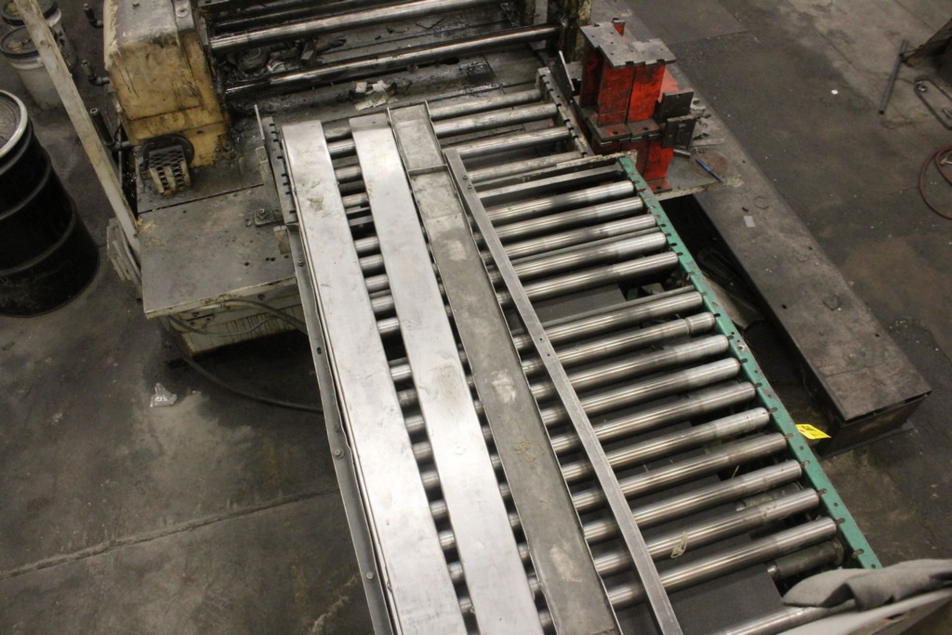 POWER ROLLER CONVEYOR, APPROX. 11' X 40" X 47"H, SALE OF THIS LOT IS SUBJECT TO BULK BID #1, IF - Image 5 of 5