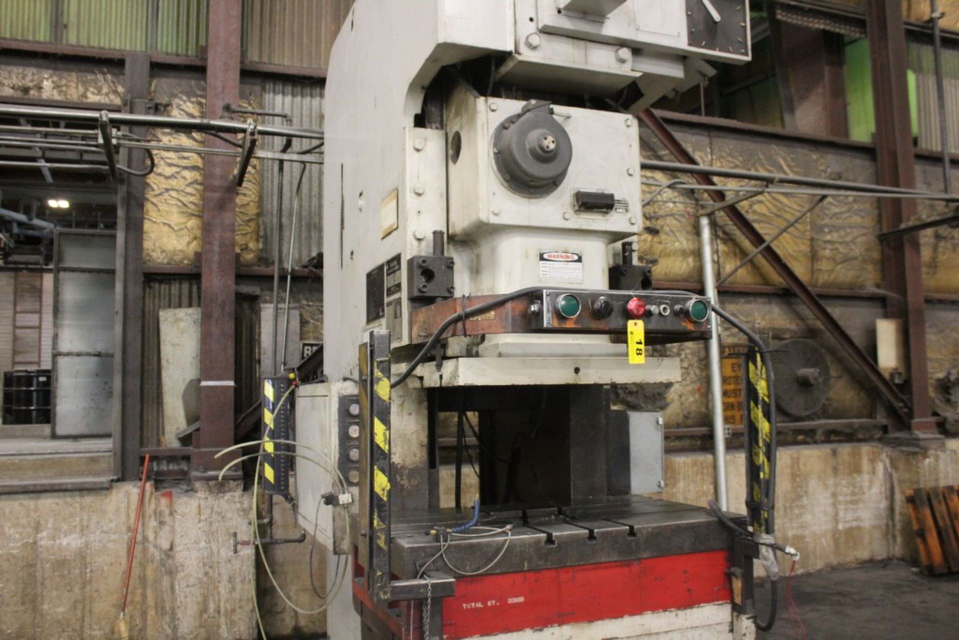 STAMTEC 160 TON MODEL G1-160-S GAP FRAME PRESS, S/N G1-160S-0008 (NEW 1985), 10” STROKE, 17.5” - Image 4 of 11