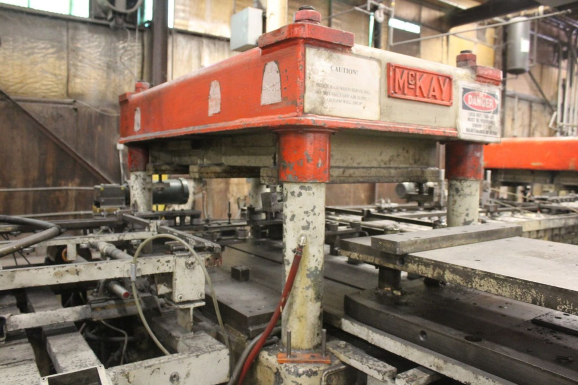 MCKAY 4 POST CUT-OFF PRESS, 27”X60” BETWEEN POSTS, WITH AIR CLUTCH AND PEDESTAL CONTROL - Image 5 of 7