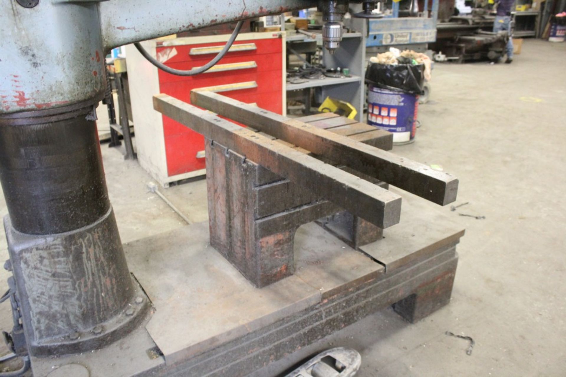 WILTON 4’ ARM 12” COLUMN RADIAL ARM DRILL WITH BOX TABLE Loading Fee: $300 - Image 5 of 7