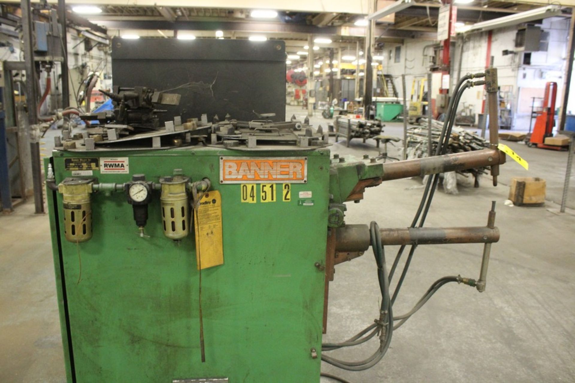 BANNER MODEL CR30A24 24" THROAT SPOT WELDER, S/N 4260 Loading Fee: $150 - Image 4 of 6