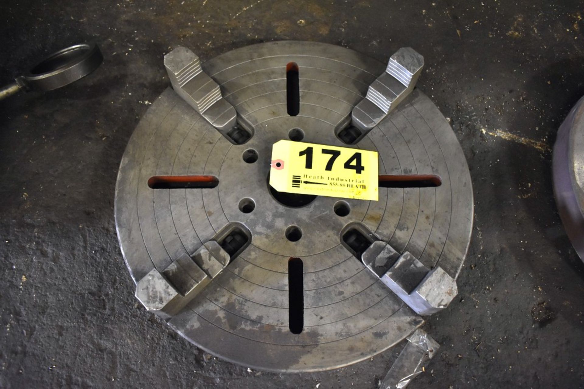 17.5" FOUR JAW CHUCK